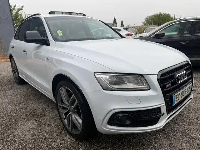 Audi SQ5 view 6