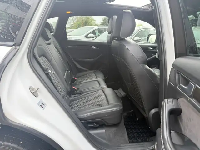 Audi SQ5 view 11