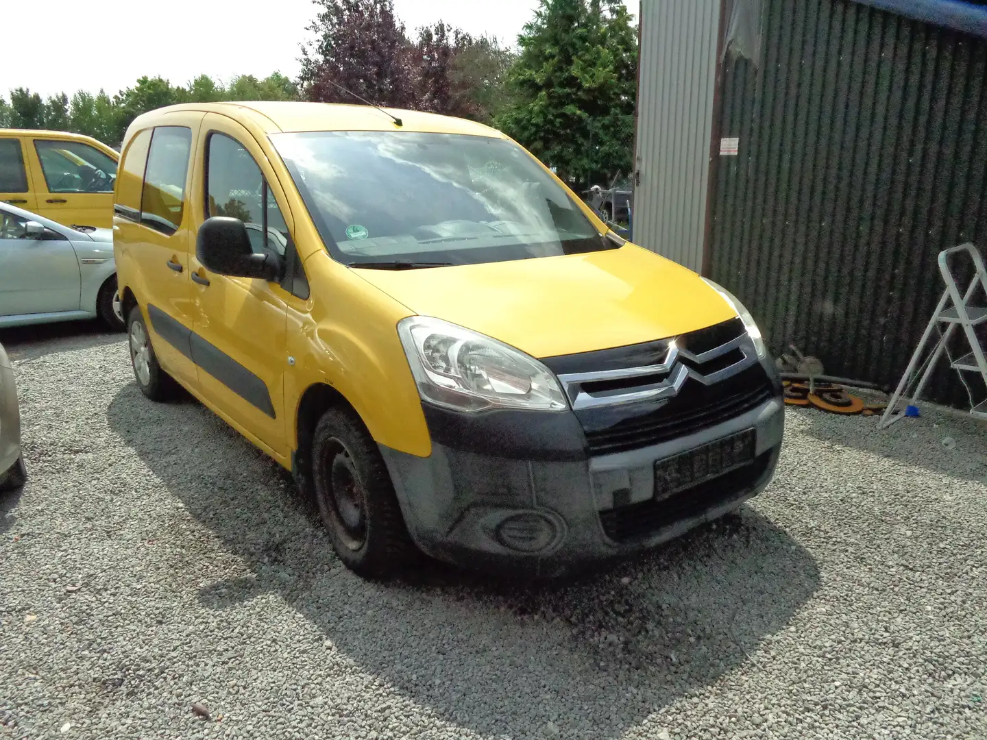 Citroen Berlingo 1.6 HDi 75 1.Hand NUR 96000 KM Jaune - 2