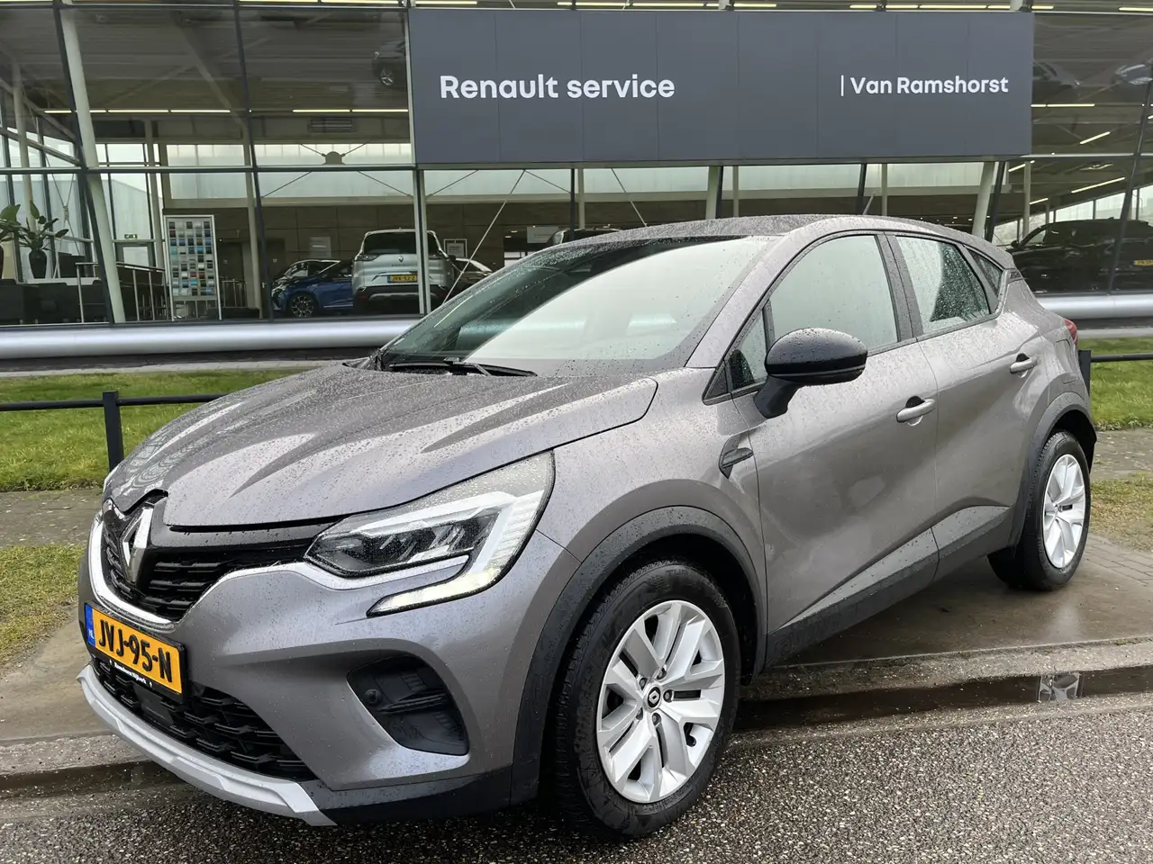 Renault Captur 1.6 E-Tech Plug-in Hybrid 160PK / Camera / Parkeer