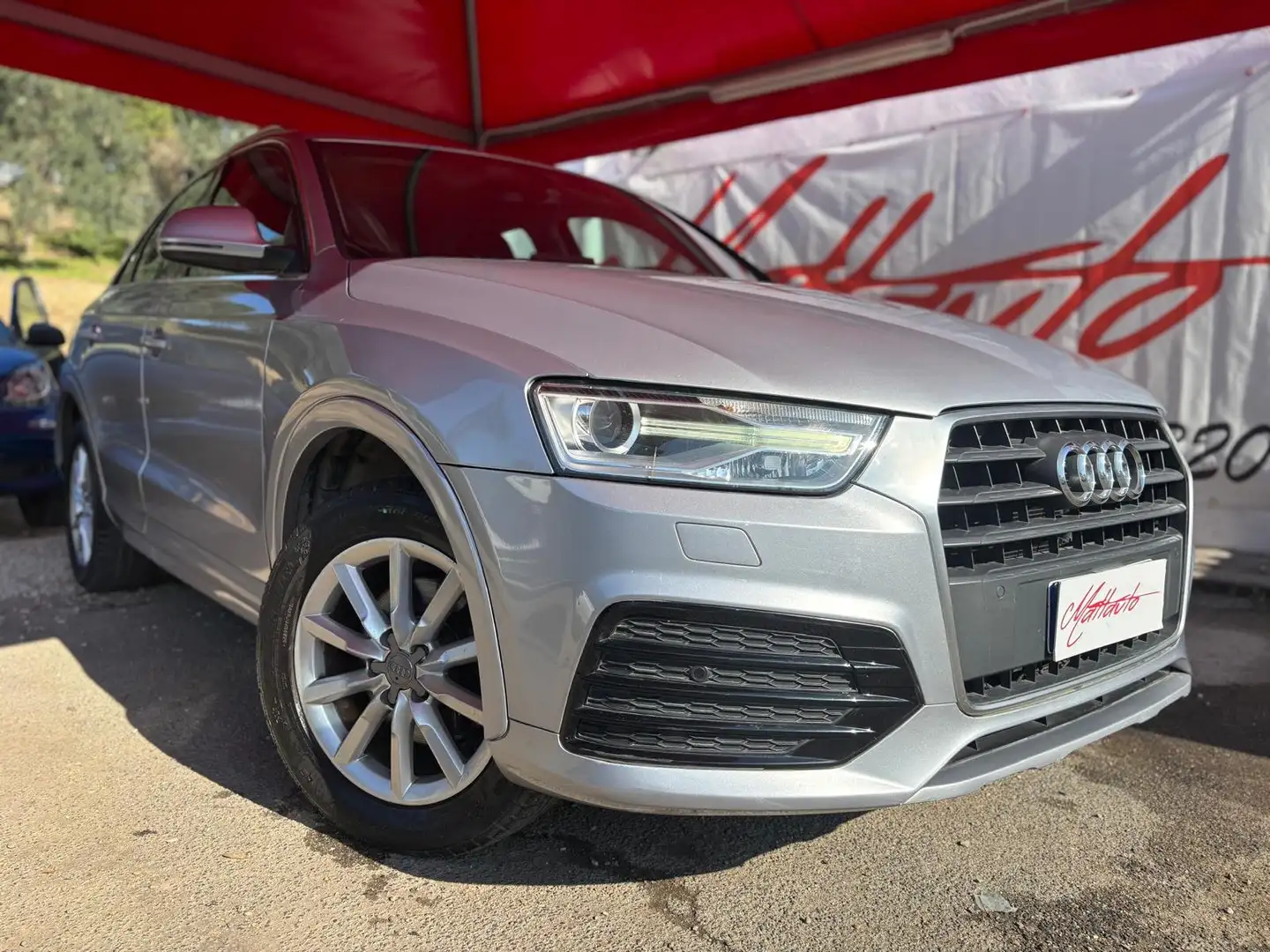 Audi Q3 2.0 TDI 150cv s-tronic Desing AUTOMATICA-full Plateado - 1