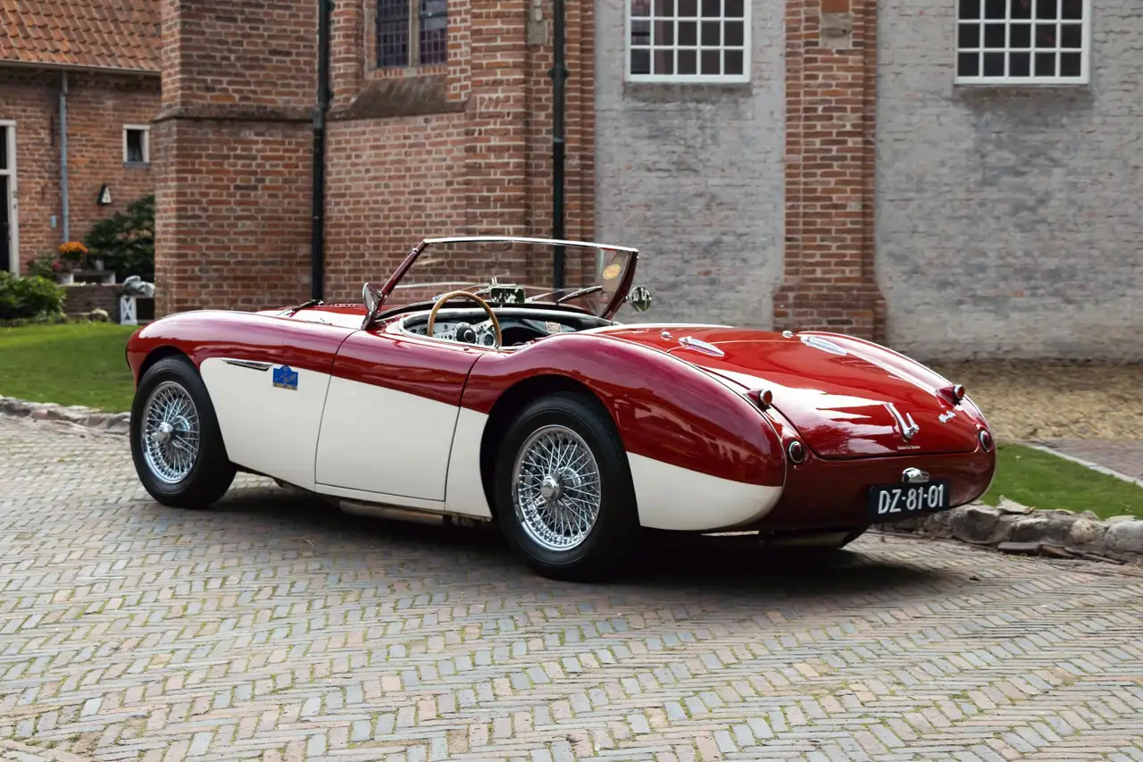 Austin-healey 100M | Is not a factory-built 100M (, foto 4