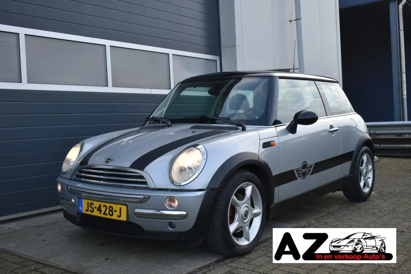 MINI Cooper Mini 1.6 Chili pano/navi Grau - 1