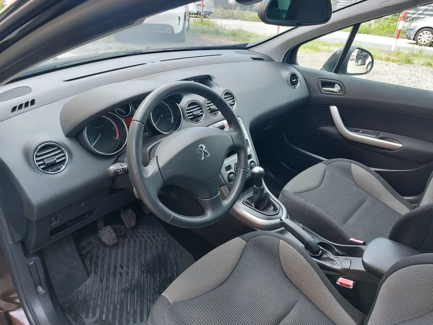 Peugeot 308 SW 1,6 HDi 95 Active - 2