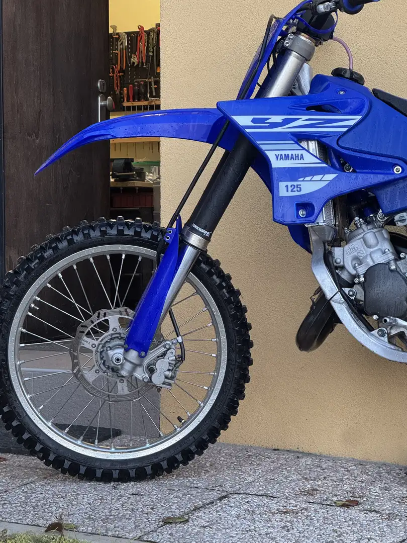 Yamaha YZ 125 LC Blauw - 2
