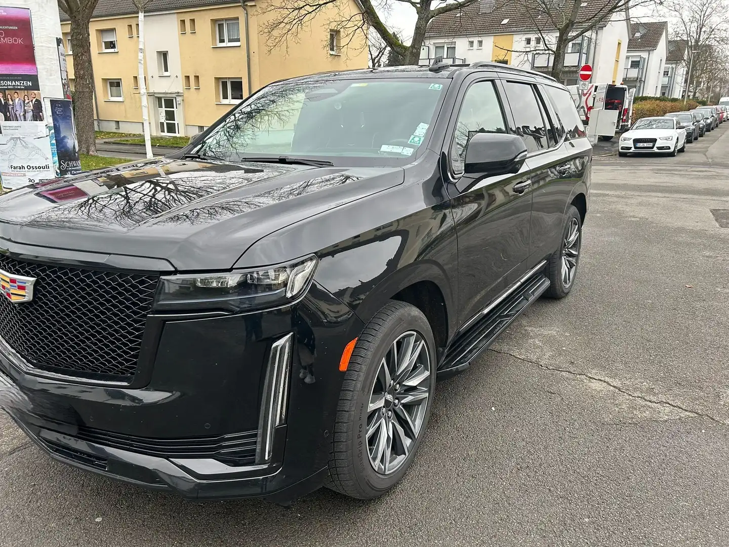 Cadillac Escalade Escalade 6.2 V8 Platinum Чёрный - 2