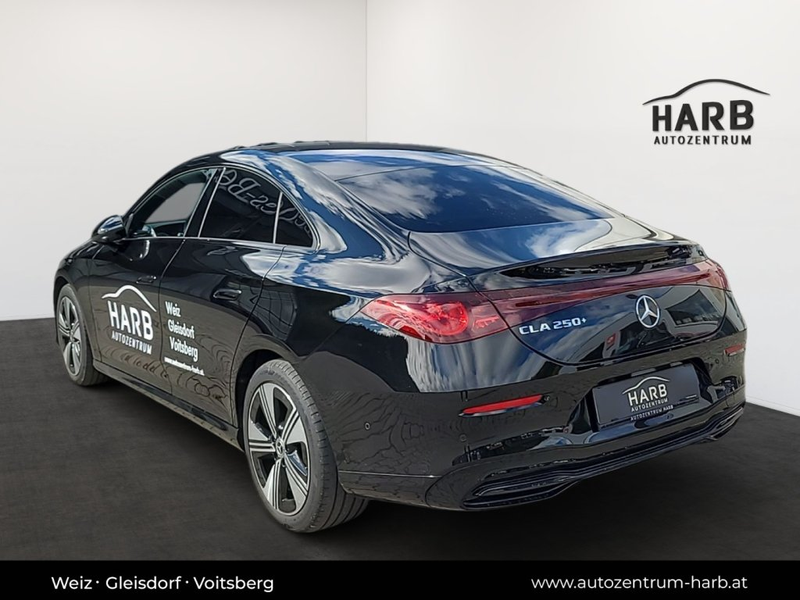 Mercedes-Benz CLA 250 + — photo 10
