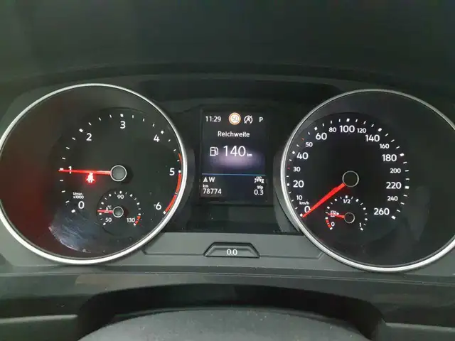 Volkswagen Tiguan view 11