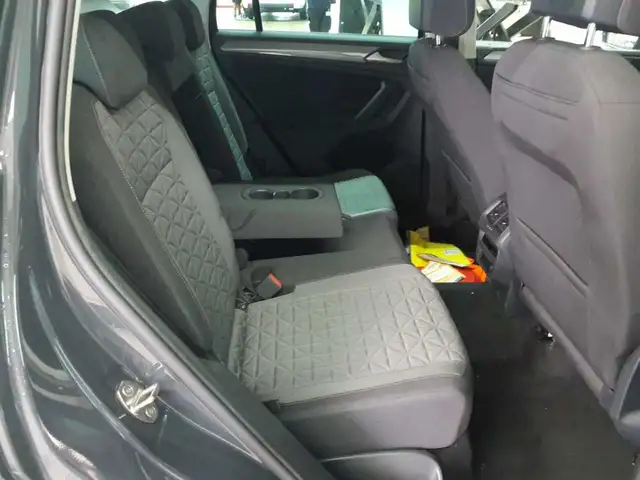 Volkswagen Tiguan view 13