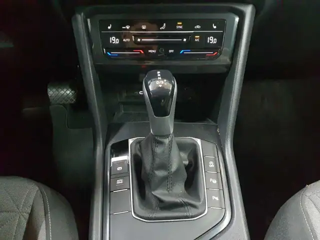 Volkswagen Tiguan view 10