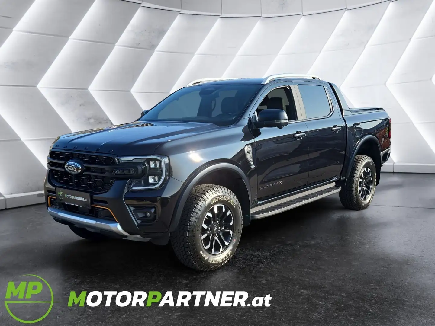 Ford Ranger Wildtrak X *inkl. Rollo* **ALL BLACK** Schwarz - 1