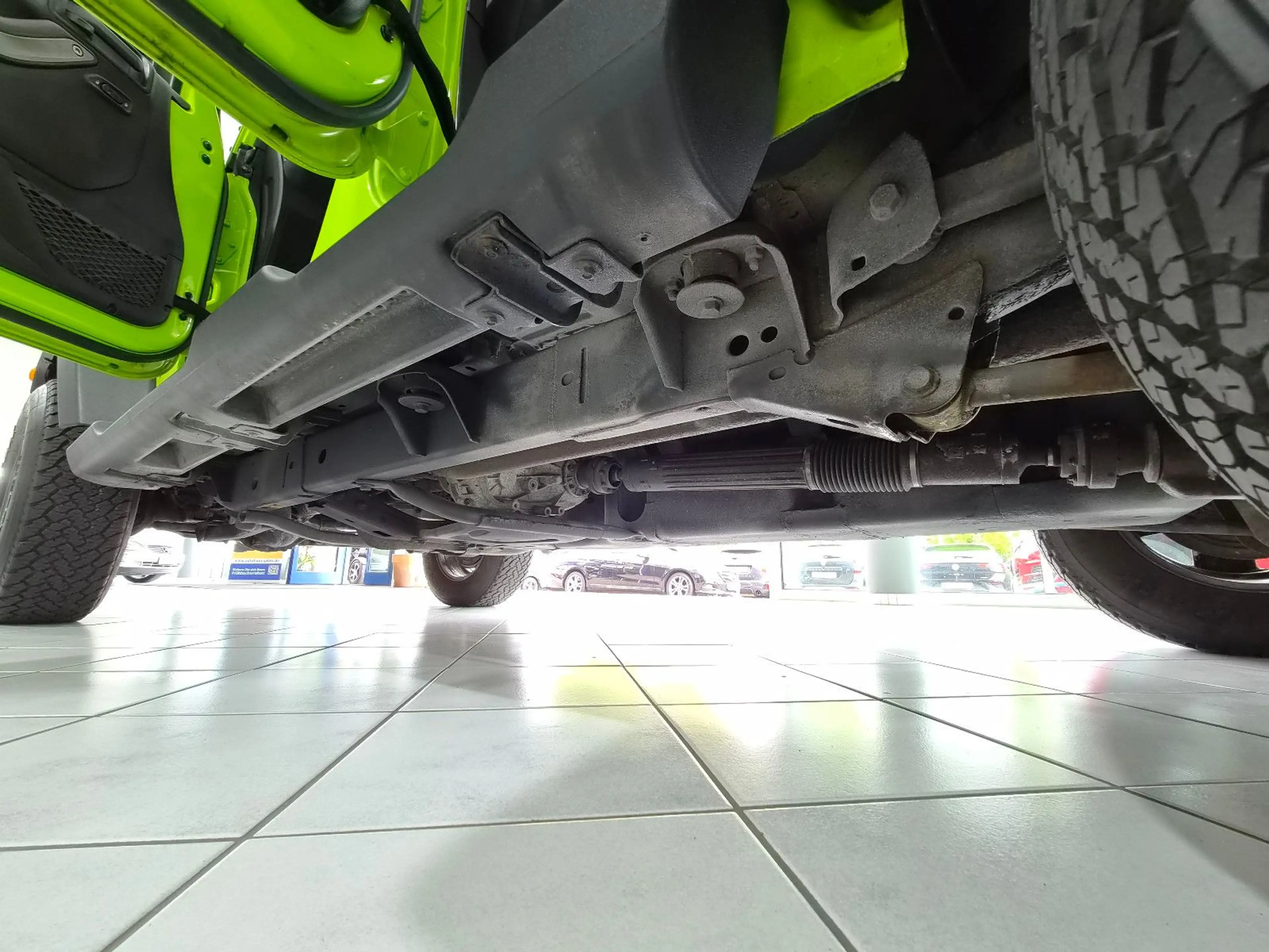 Jeep Wrangler Unlimited Mountain 1.HD SHZ — photo 12