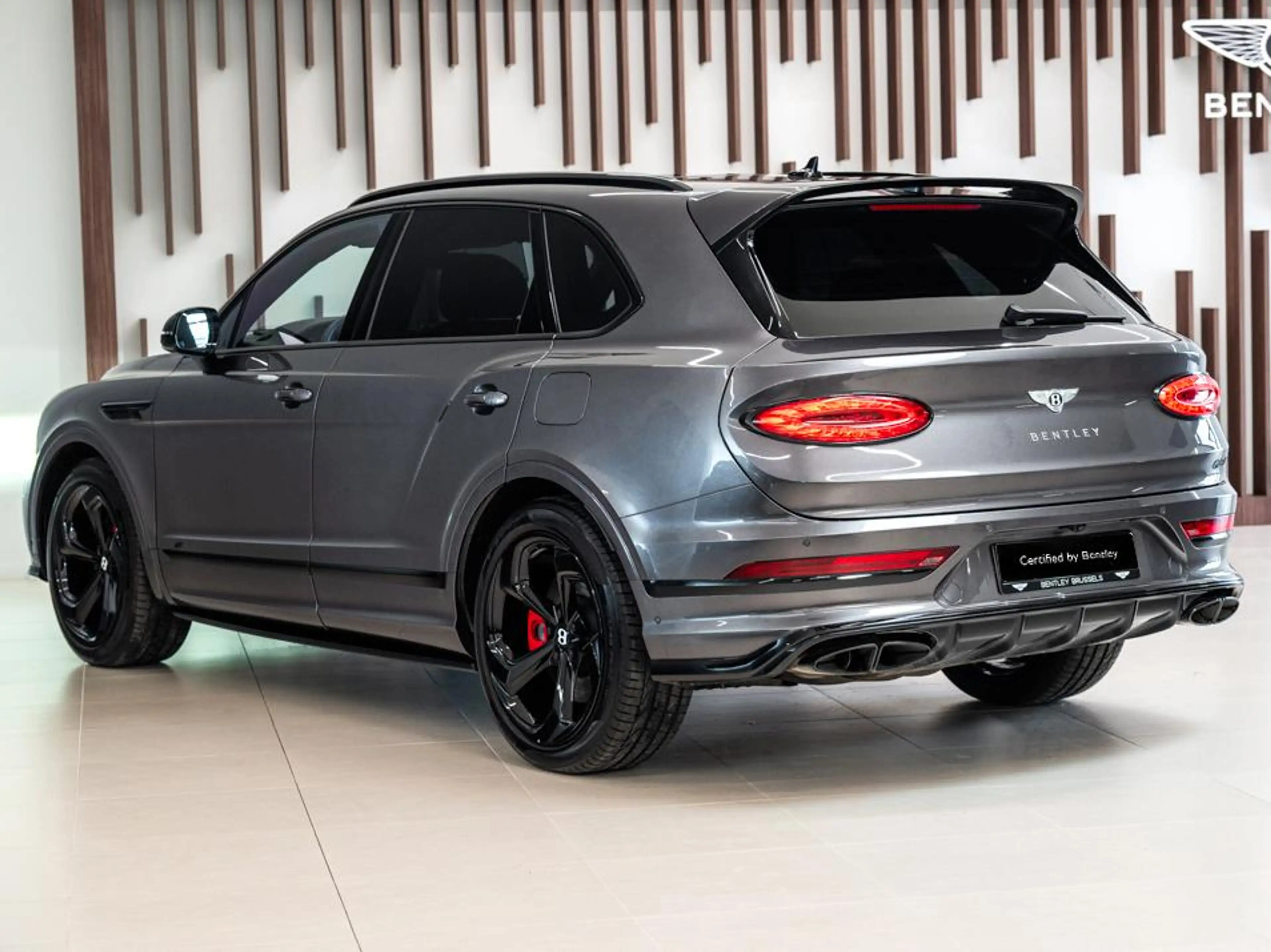 Bentley Bentayga Bentayga 3.0 Turbo V6 PHEV S — photo 3
