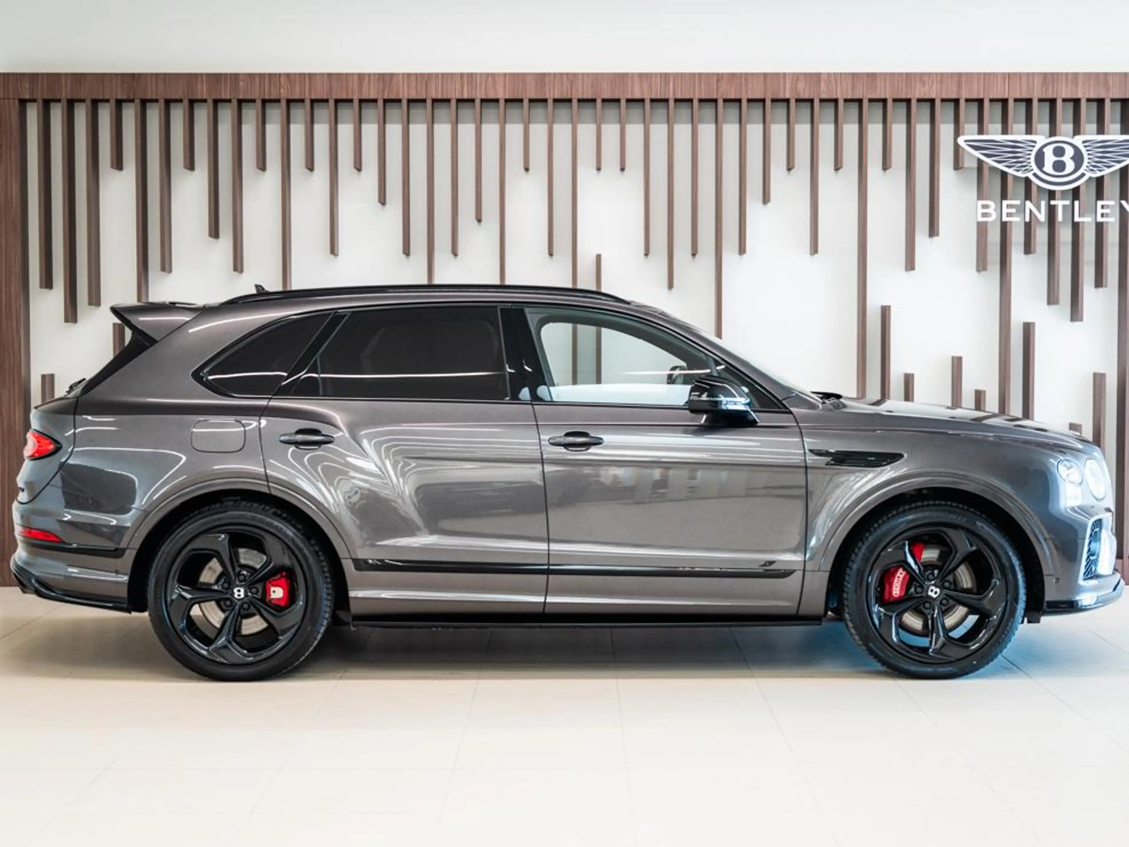 Bentley Bentayga Bentayga 3.0 Turbo V6 PHEV S — photo 2