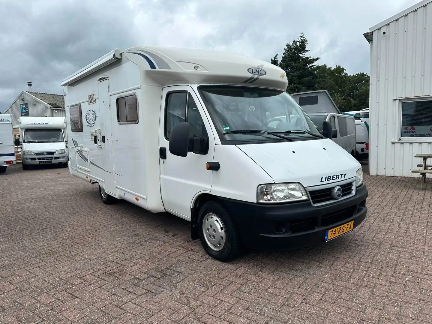 LMC Liberty 660 Wit - 1