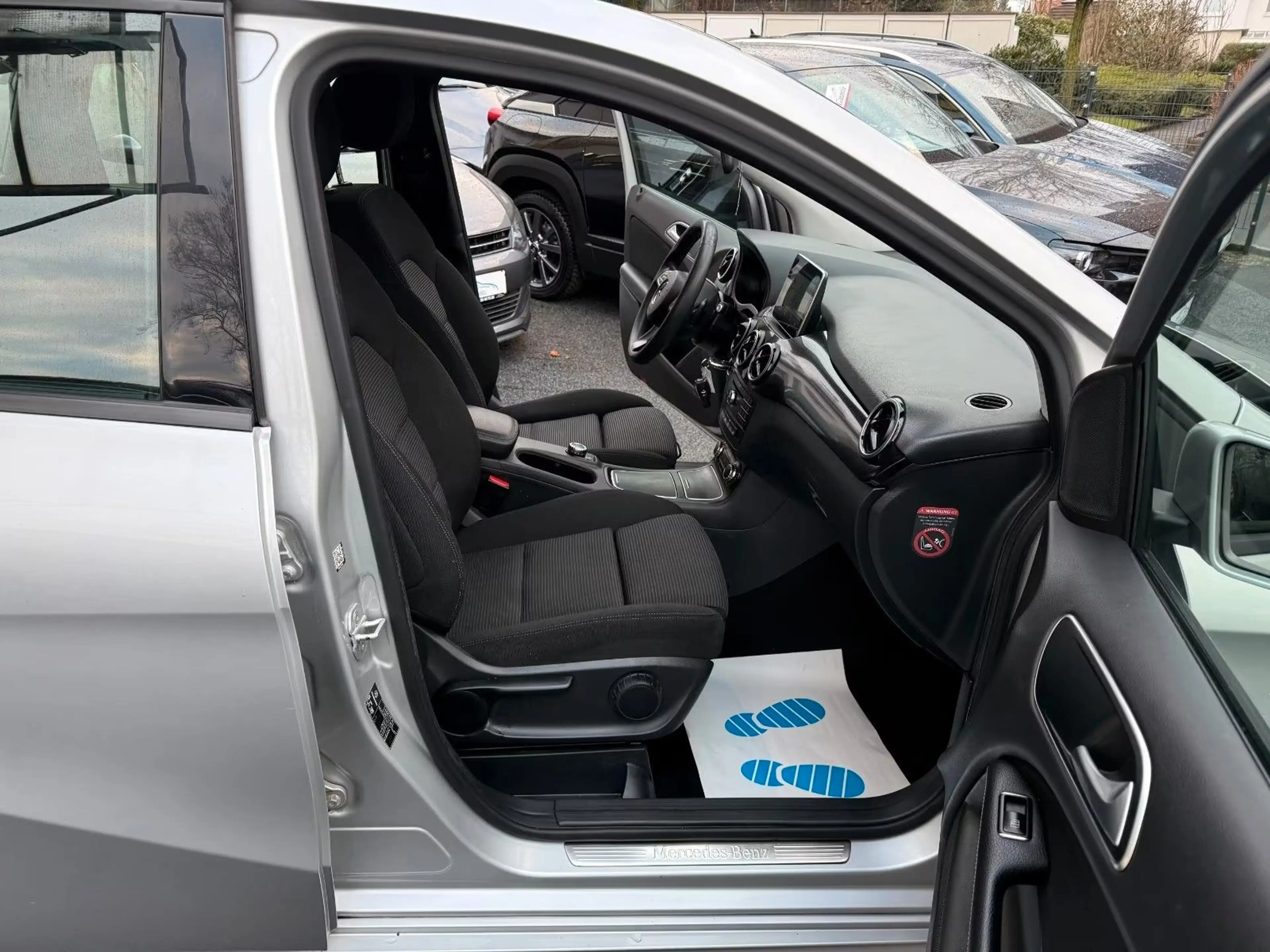 Mercedes-Benz B 220 CDI NUR HÄNDLER!/ALLWETTER/LED/AHK — photo 15