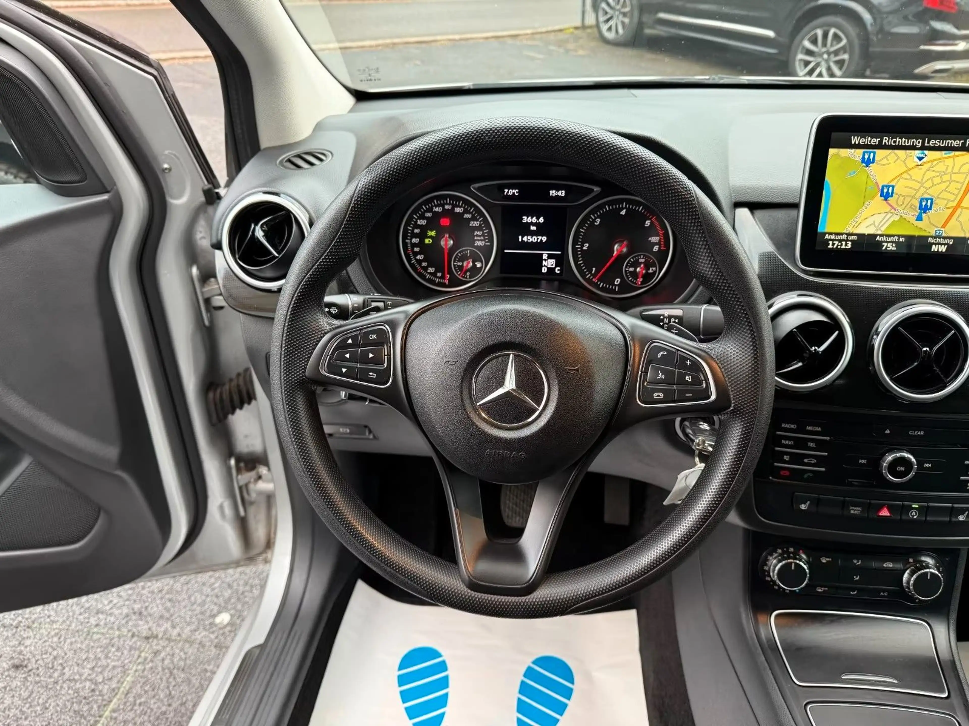 Mercedes-Benz B 220 CDI NUR HÄNDLER!/ALLWETTER/LED/AHK — photo 12