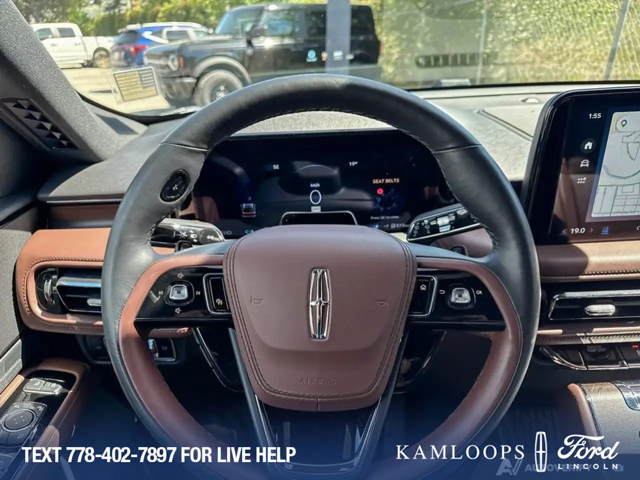 Lincoln Aviator снимка Lincoln Aviator