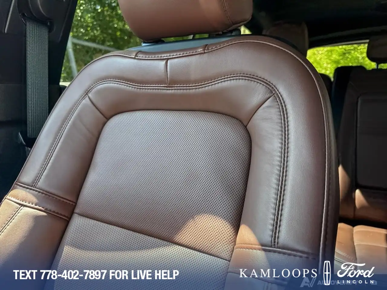 Lincoln Aviator снимка Lincoln Aviator