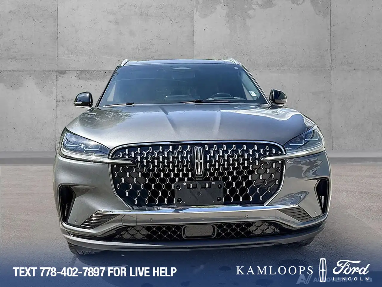 Lincoln Aviator снимка Lincoln Aviator