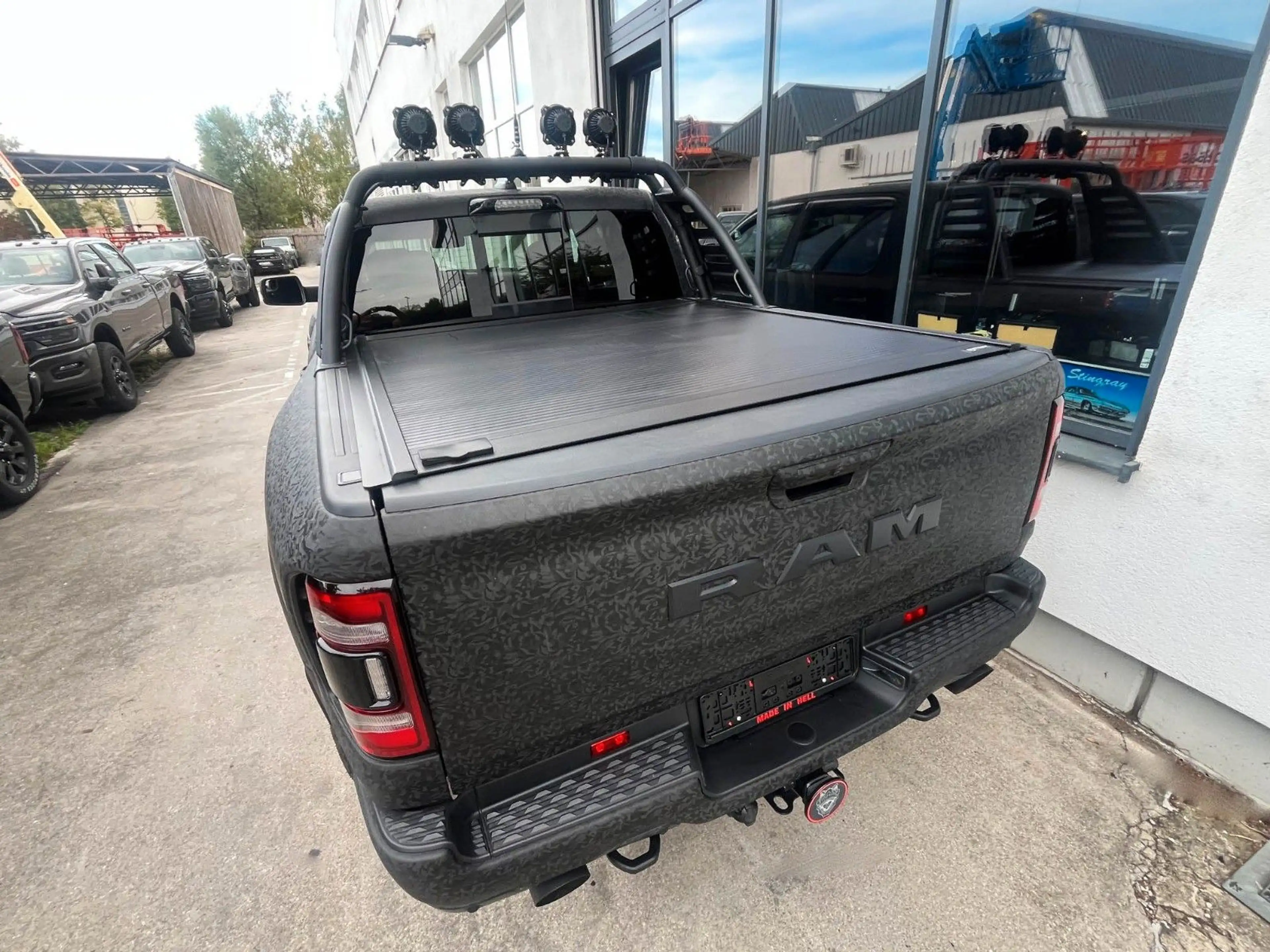 Dodge RAM 1500 TRX Crew Cab 1 Hand — photo 6