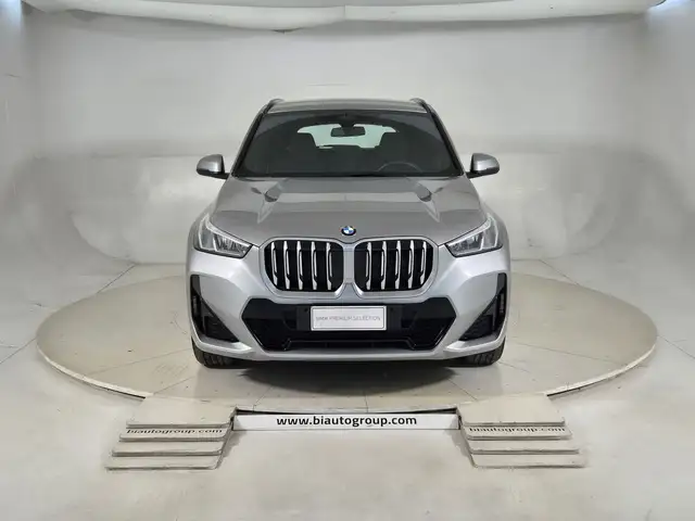 BMW X1 view 3