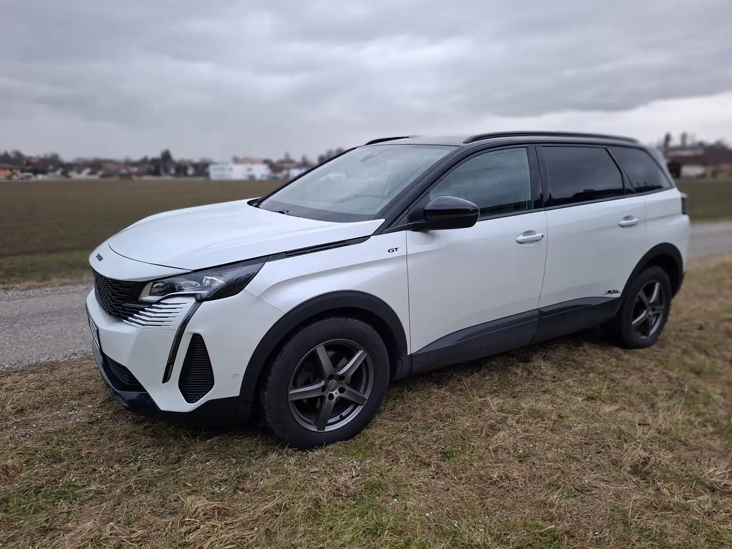 Peugeot 5008 BlueHDI 130 EAT8 GT Weiß - 1