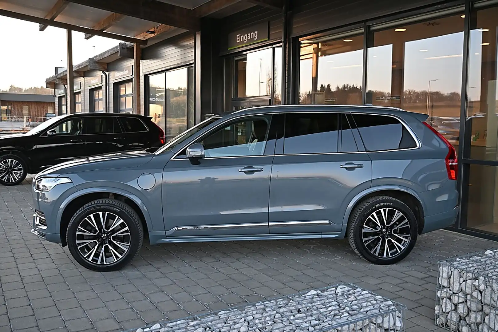 Volvo XC90 T8 AWD Recharge PHEV Plus Bright Geartronic ACC... Grau - 2