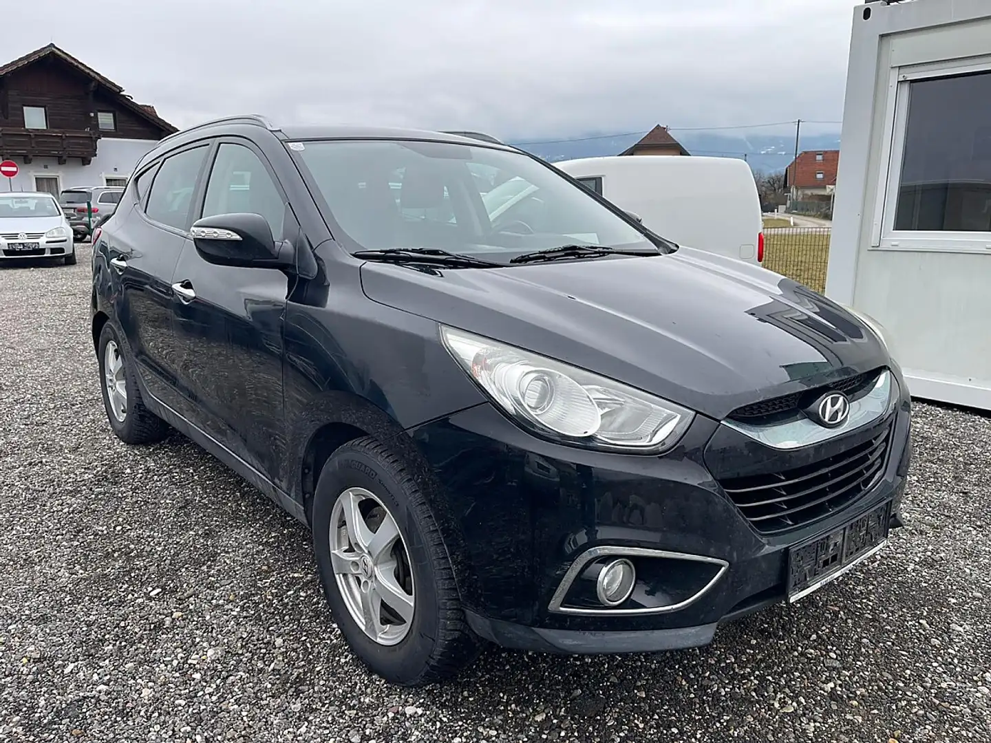 Hyundai iX35 2,0 CRDi Premium 4WD Schwarz - 1