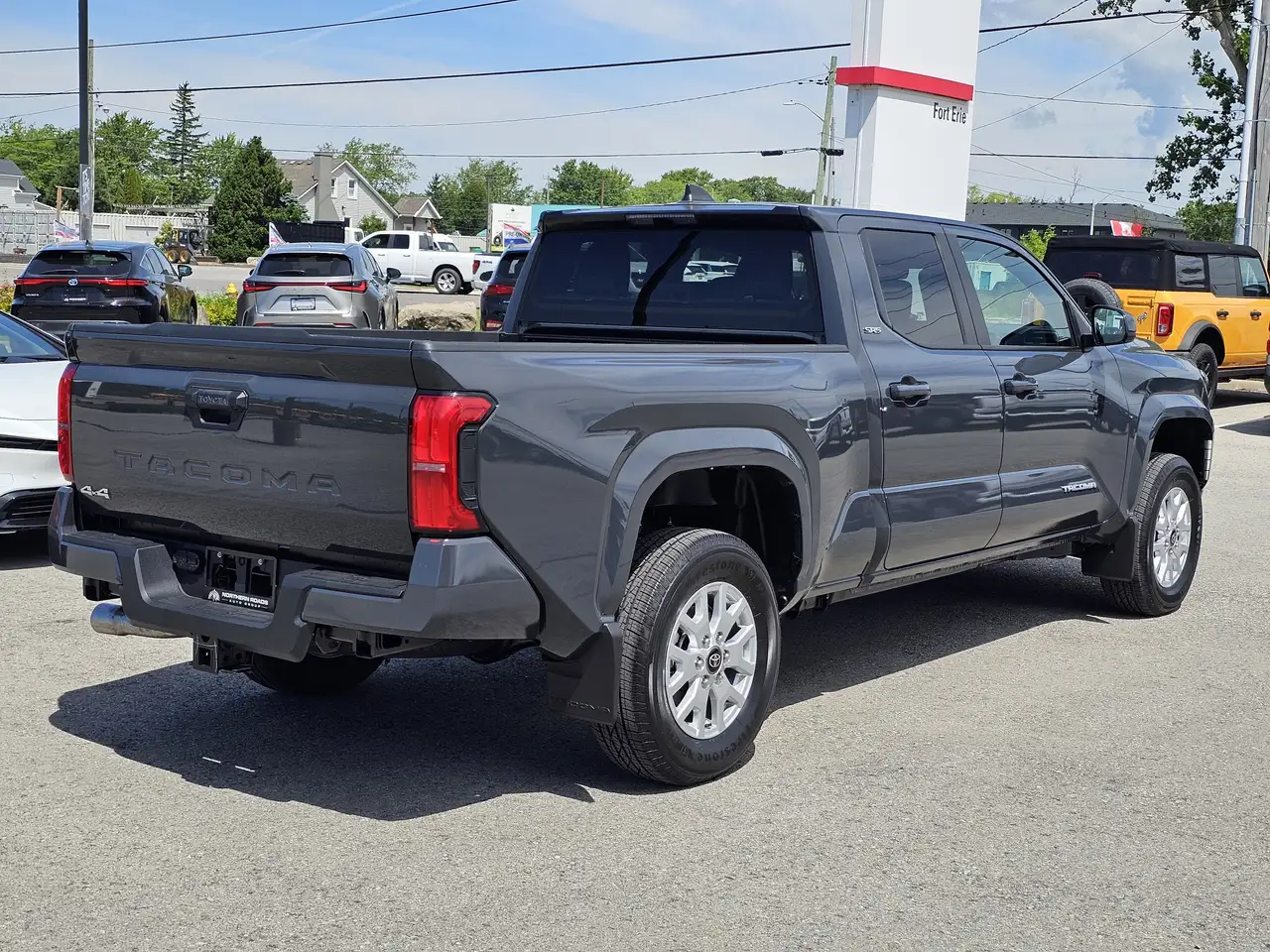 Toyota Tacoma снимка Toyota Tacoma