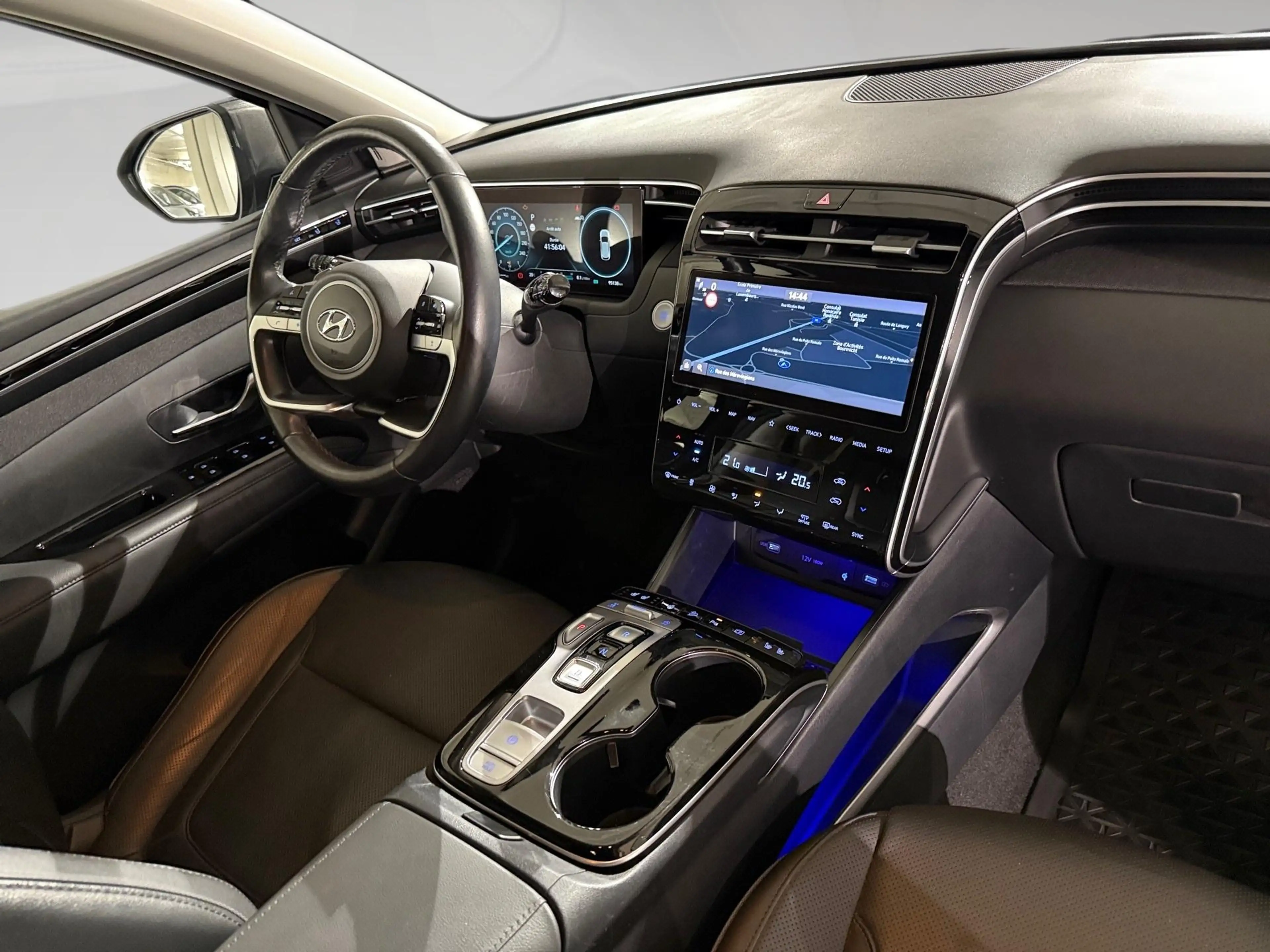 Hyundai TUCSON 1.6 T-GDi Hybrid 4x4 Shine — photo 6