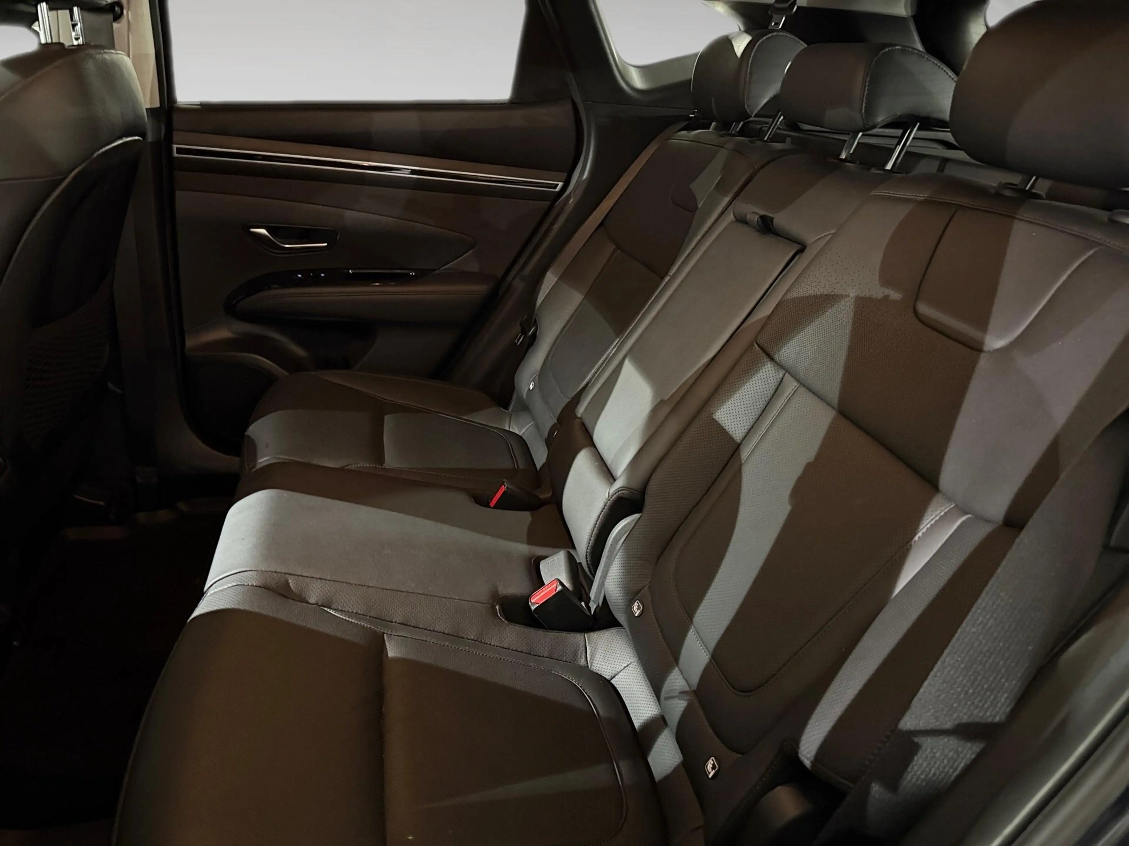Hyundai TUCSON 1.6 T-GDi Hybrid 4x4 Shine — photo 11