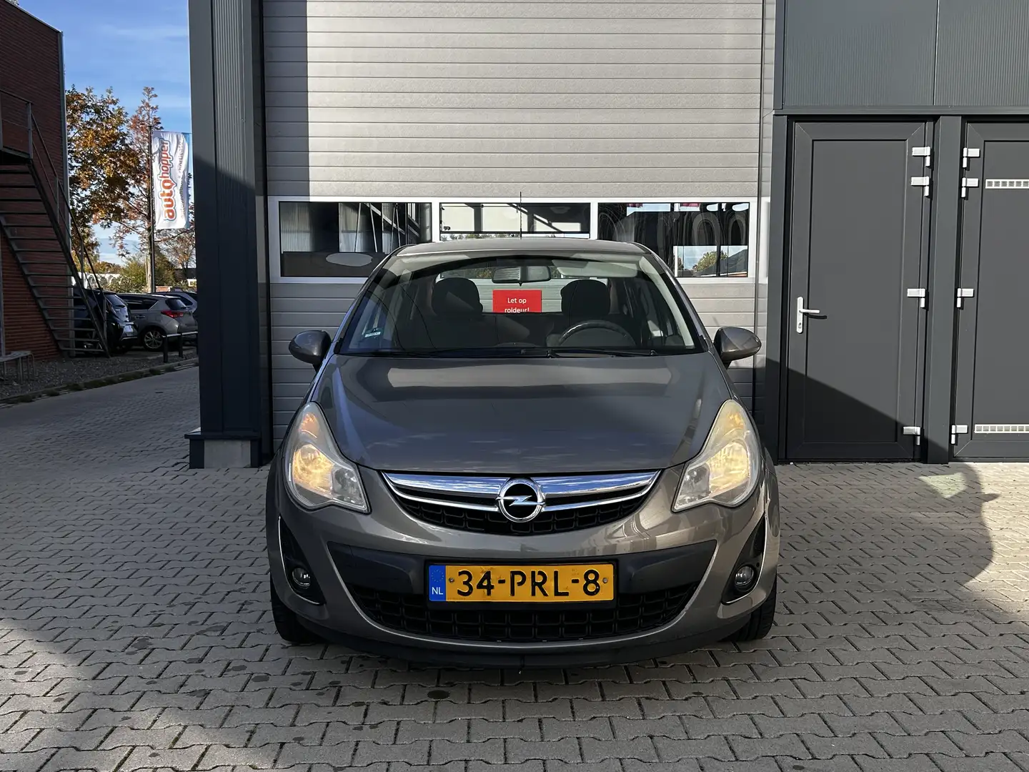 Opel Corsa 1.2-16V Edition 2011 Kahverengi - 2