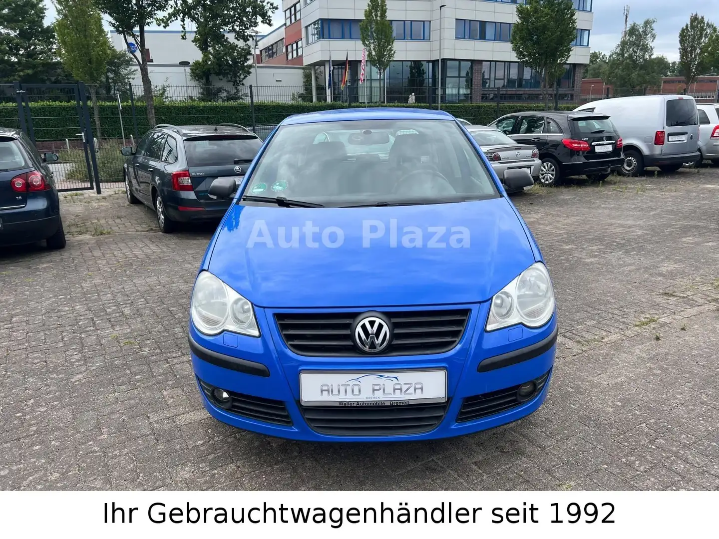 Volkswagen Polo IV Tour 1.4* PDC*Tempomat*Tüv*Sitzheizung* Blauw - 2