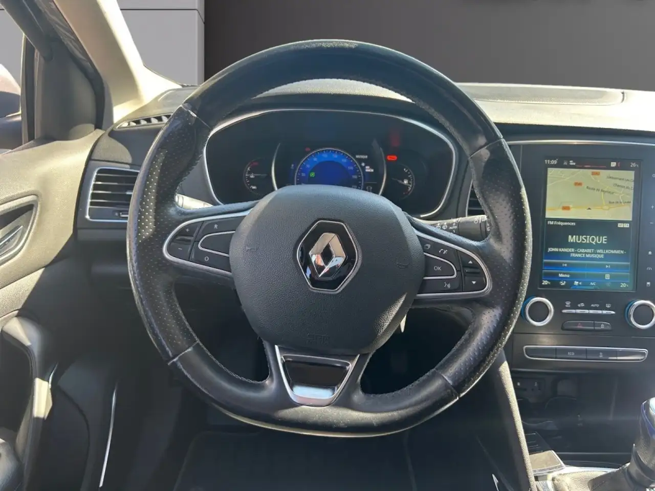 Renault Megane Berline — photo 13