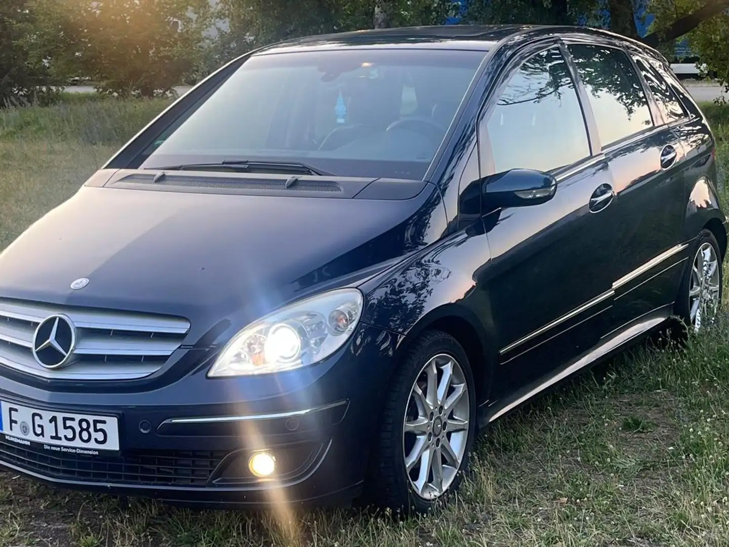 Mercedes-Benz B 200 B-Klasse Turbo Blau - 1