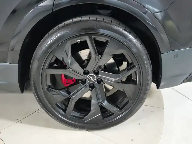 Audi RSQ8 view 14