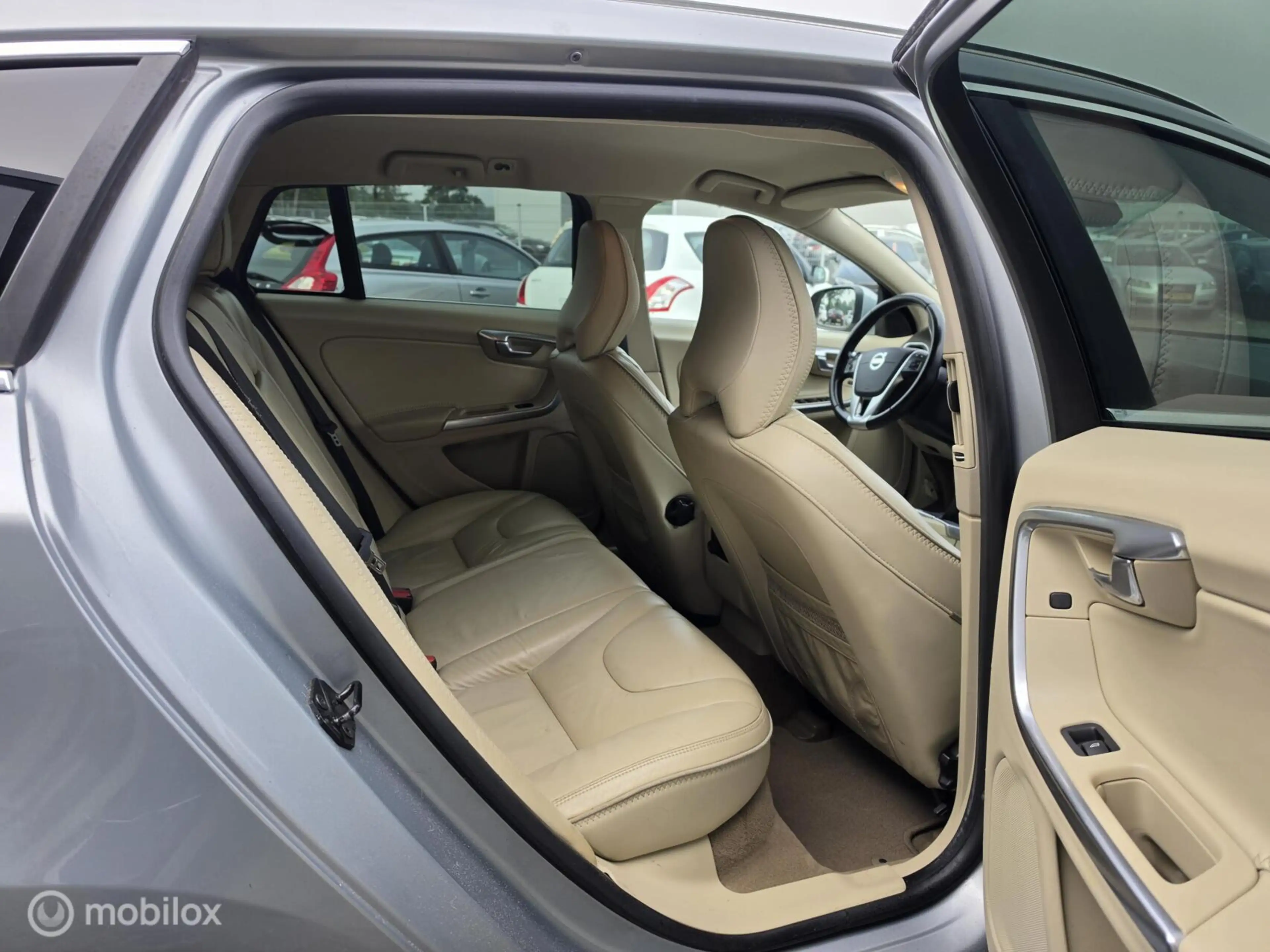 Volvo V60 1.6 T3 Ocean Race | Xenon — photo 15