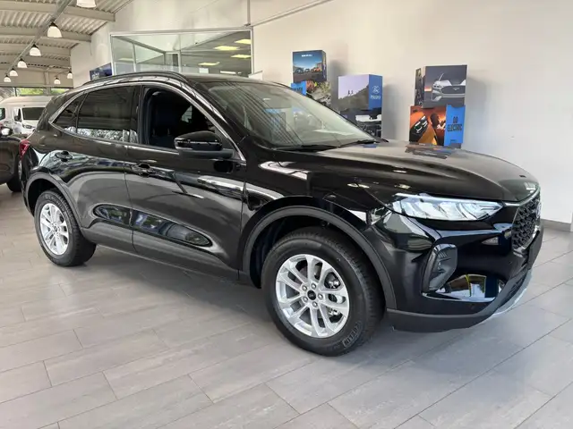 Ford Kuga TITANIUM / 2.5 PHEV
