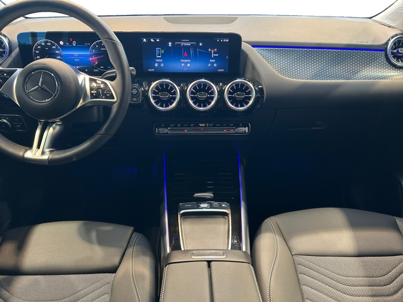 Mercedes-Benz GLA 200 Progressive MBUX+Progressive+Night+Wide — photo 12