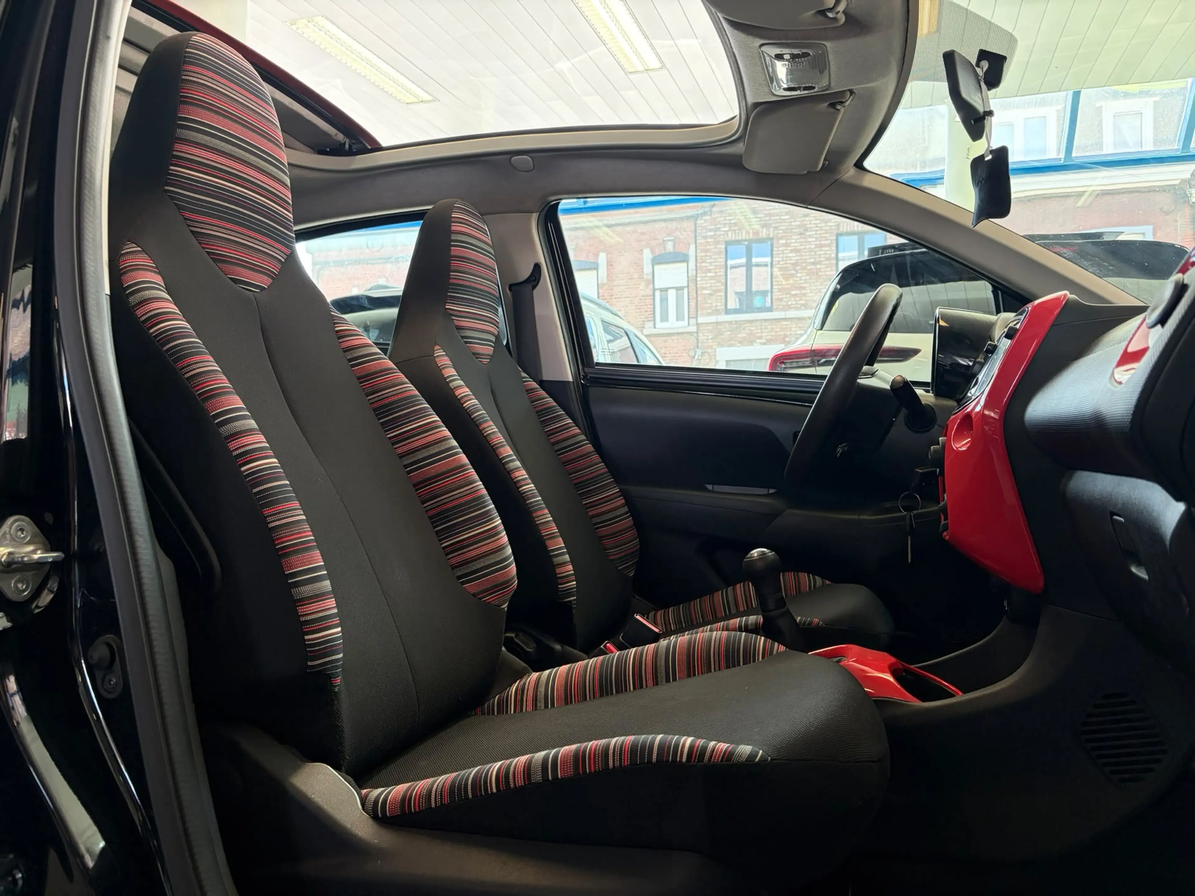 Citroen C1 C1 1.0 VTi Shine Cabriolet dispo de suite ✅✅ — photo 11