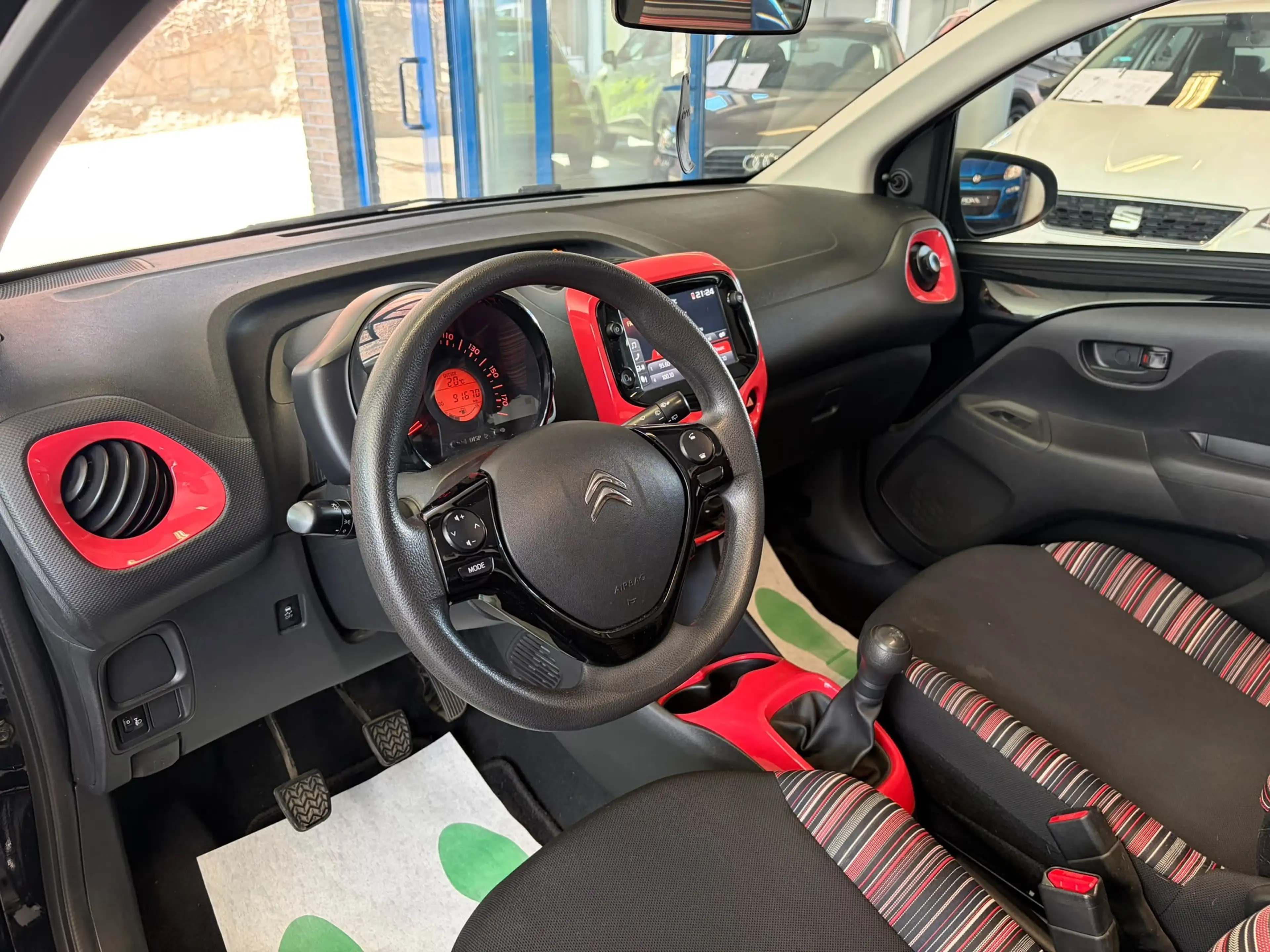 Citroen C1 C1 1.0 VTi Shine Cabriolet dispo de suite ✅✅ — photo 13
