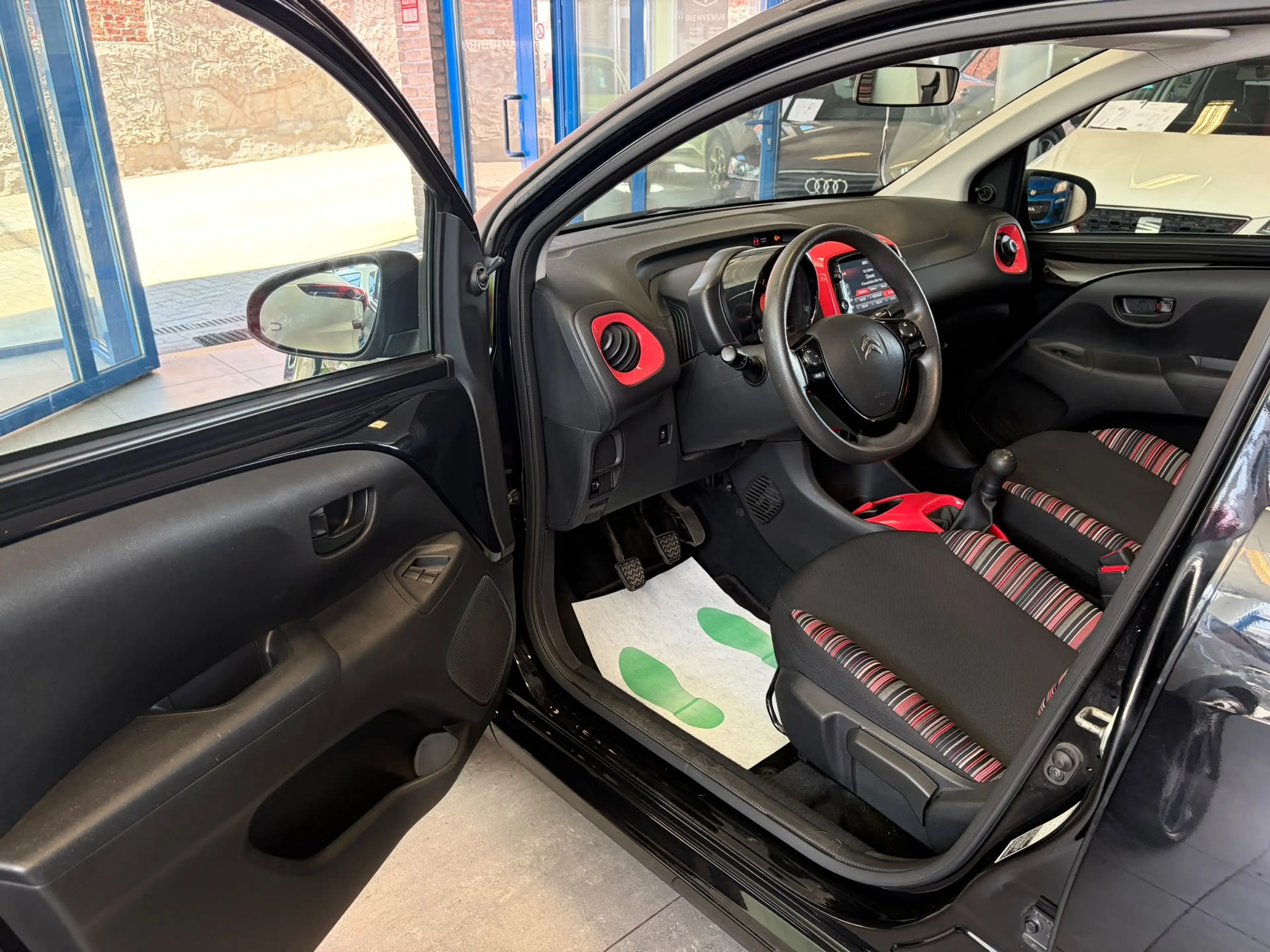 Citroen C1 C1 1.0 VTi Shine Cabriolet dispo de suite ✅✅ — photo 9