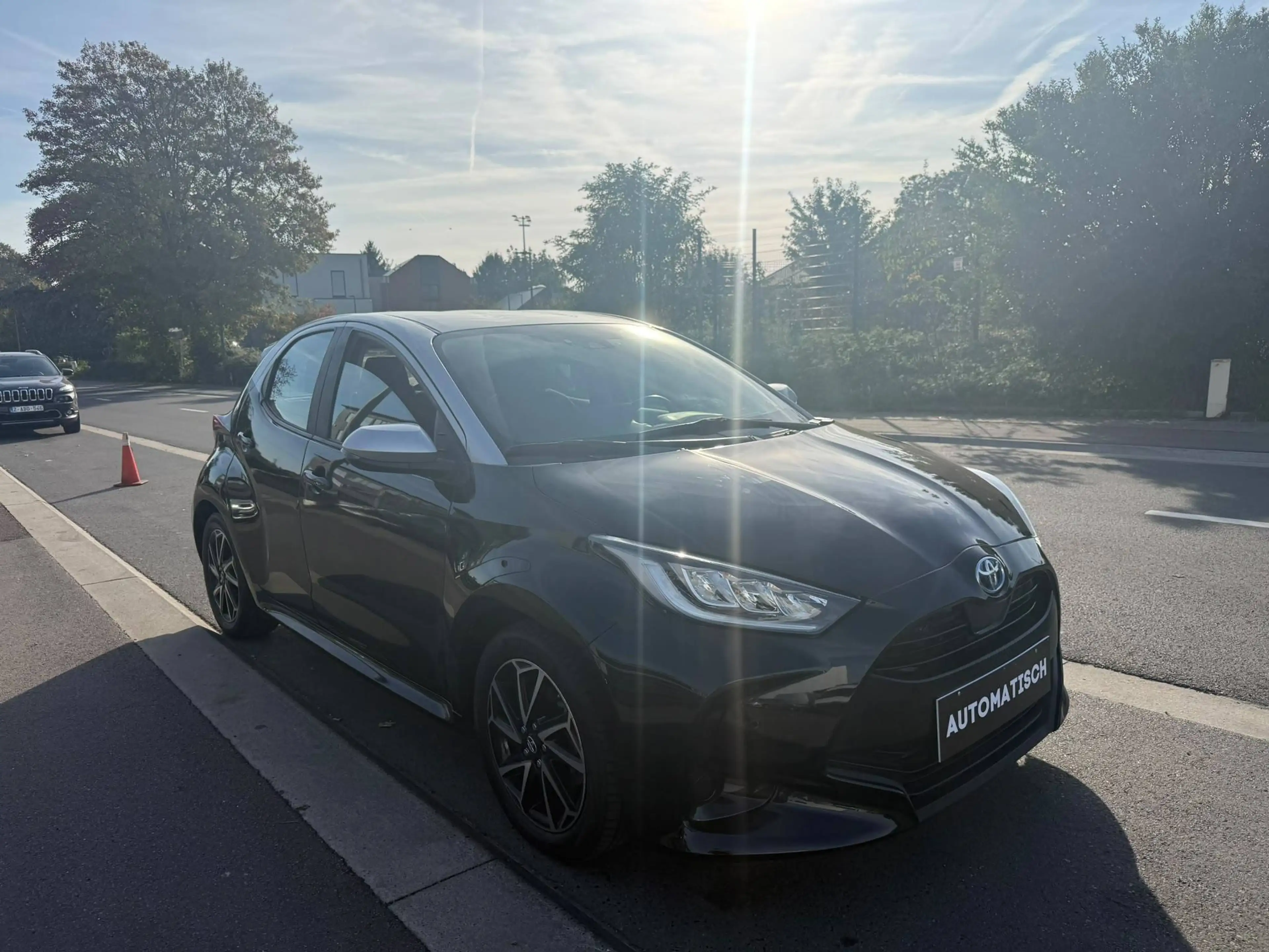 Toyota Yaris HEV Dynamic **12M GARANTIE** — photo 3
