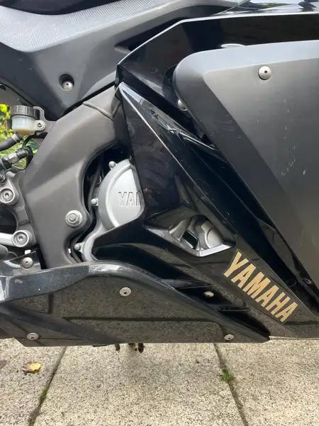 Yamaha YZF-R125 - foto 4