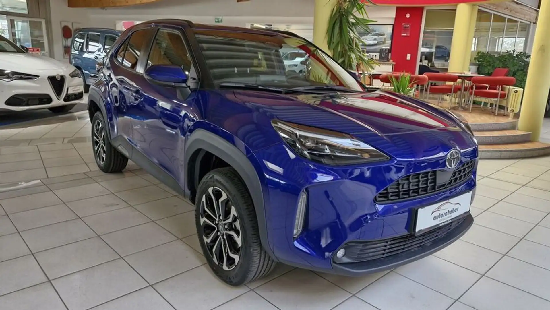 Toyota Yaris Cross Hybrid FWD Active Drive Blau - 2