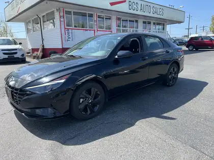 Black 2023 Hyundai Elantra Preferred FWD Sedan Continuously Variable Transmission