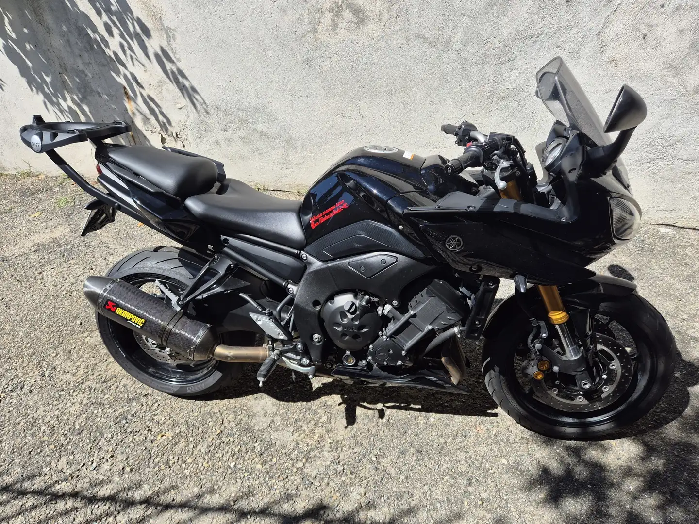 Yamaha FZ 8 Fazer Noir - 2