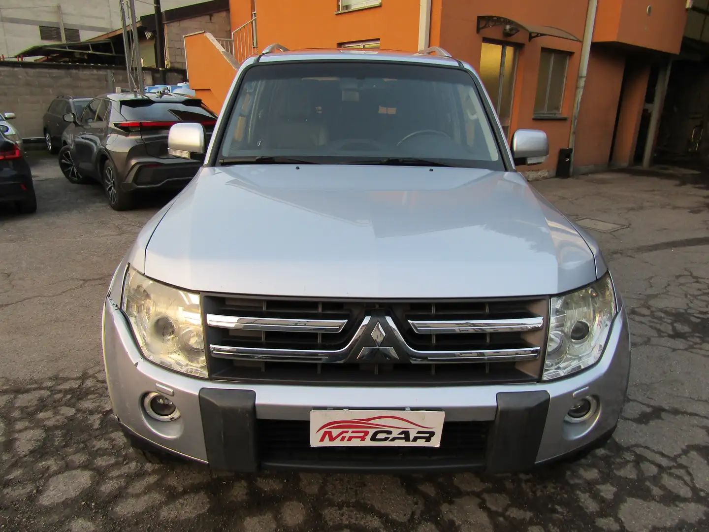 Mitsubishi Pajero 3.2 DI-D Instyle auto 5p * 341.000 KM REALI * Argento - 2