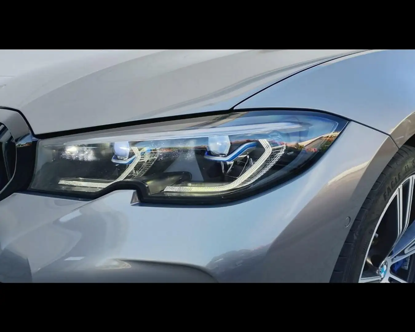 BMW 320 d mhev 48V xdrive Msport auto Gris - 2